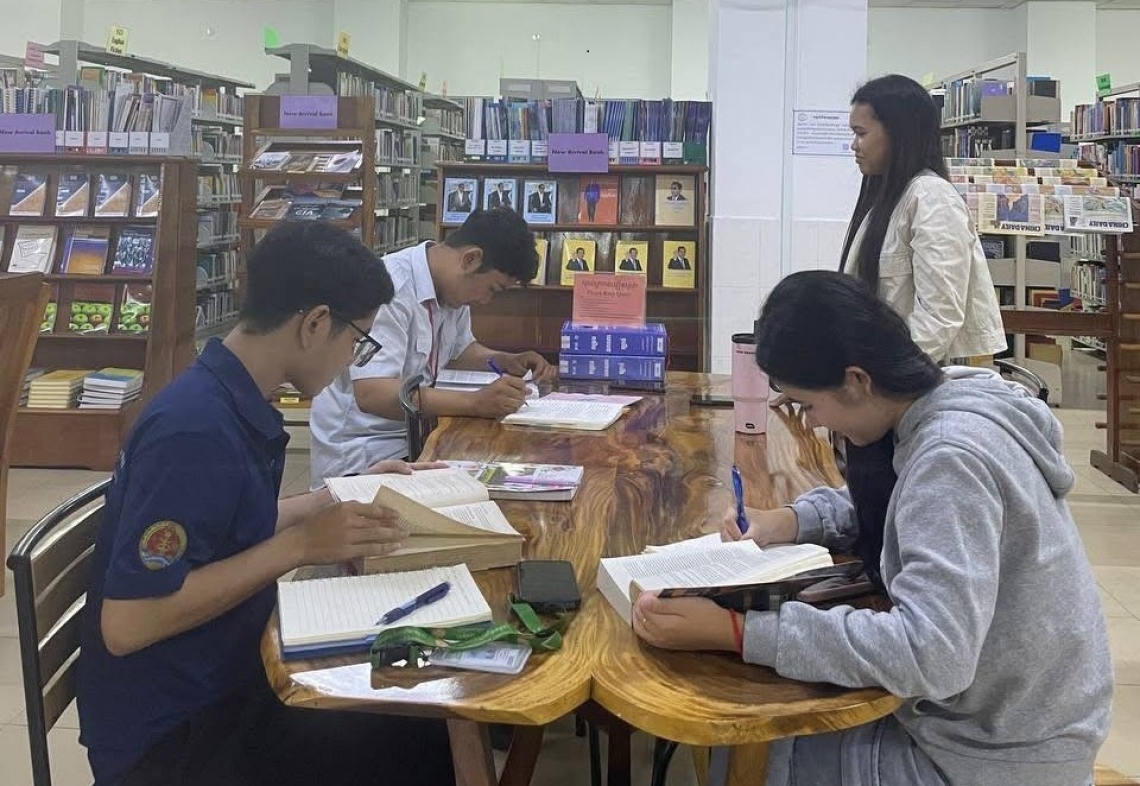 The Handa Library & E- Library